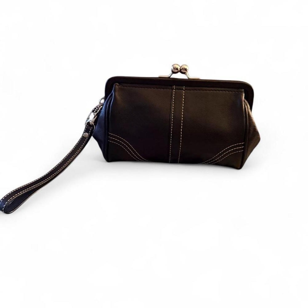 Coach Soho Black Leather Kisslock Wristlet Clutch